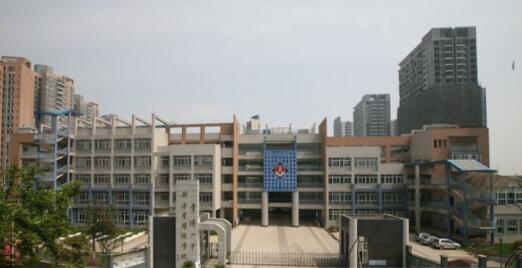 2020年貴陽一中新世界國際學校初中部招生對象