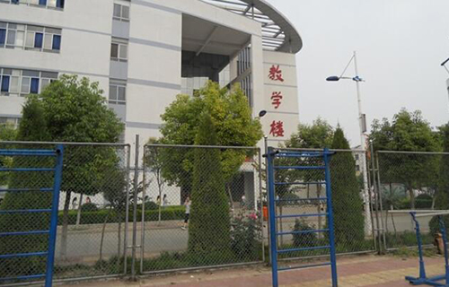 商丘醫(yī)學(xué)高等?？茖W(xué)校招生電話