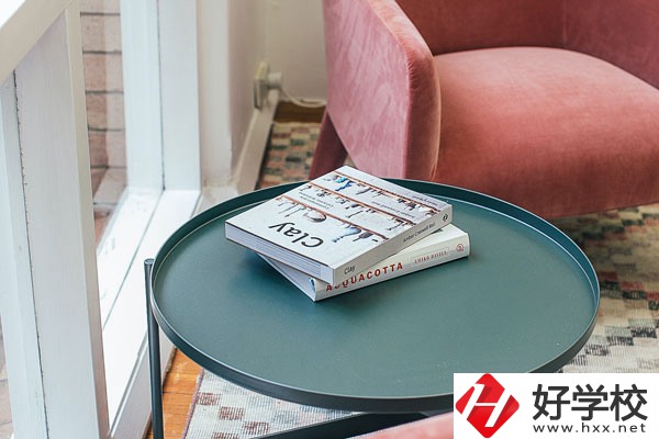 懷化啟航衛(wèi)生學(xué)校護(hù)理專(zhuān)業(yè)好不好？學(xué)費(fèi)貴嗎？