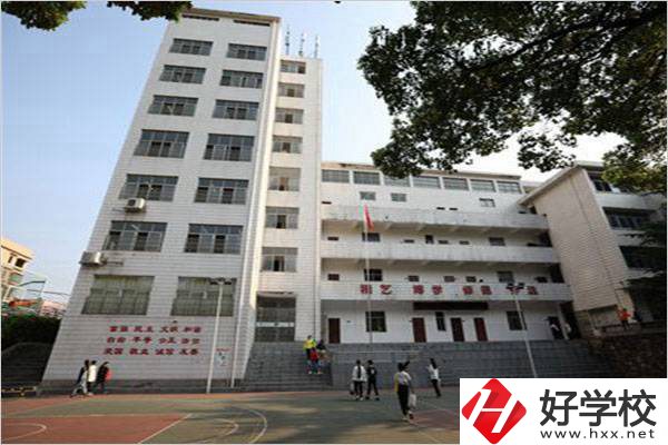 衡陽藝術(shù)學(xué)校的學(xué)費需要多少？有沒有優(yōu)惠？