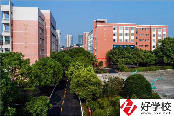 永州市江華瑤族自治縣有哪些職高學(xué)校？