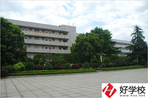 郴州市第一職業(yè)中專的招生專業(yè)有哪些？就業(yè)前景好嗎？