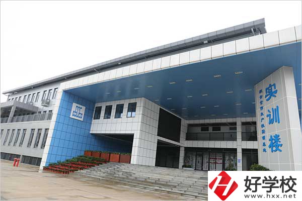 想在湖南學(xué)習(xí)建筑類(lèi)專(zhuān)業(yè)，推薦這所中職院校