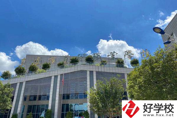 婁底哪所中?？梢詫W(xué)習(xí)舞蹈？