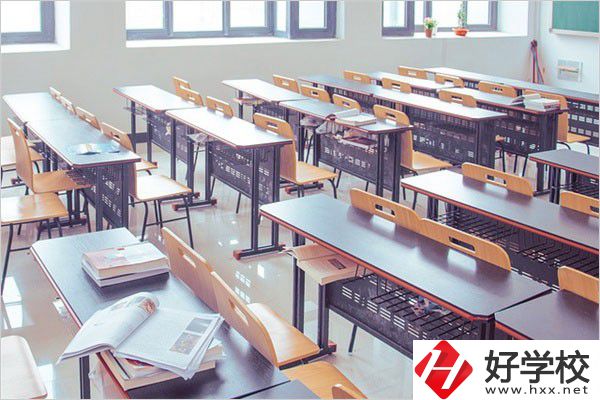 常德石門縣有什么中專學(xué)校？是公辦還是民辦的？