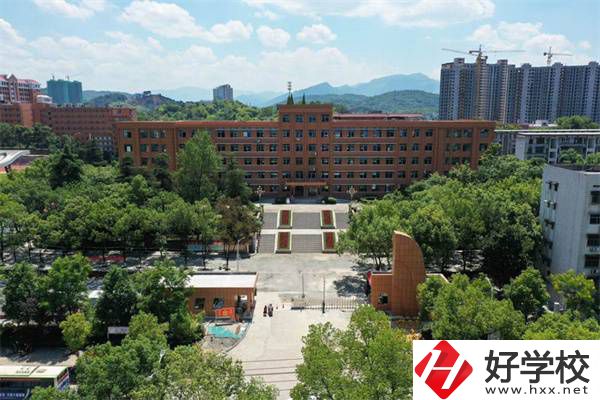 婁底哪些職校設(shè)有中職部？有什么招生專業(yè)？