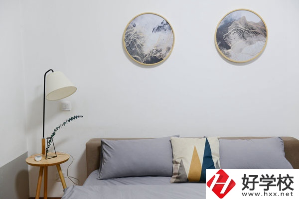 郴州科龍職業(yè)技術(shù)學(xué)校宿舍怎么樣？環(huán)境好不好？