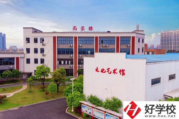 郴州市榮豐學(xué)校是職高還是普高？有什么辦學(xué)特色？