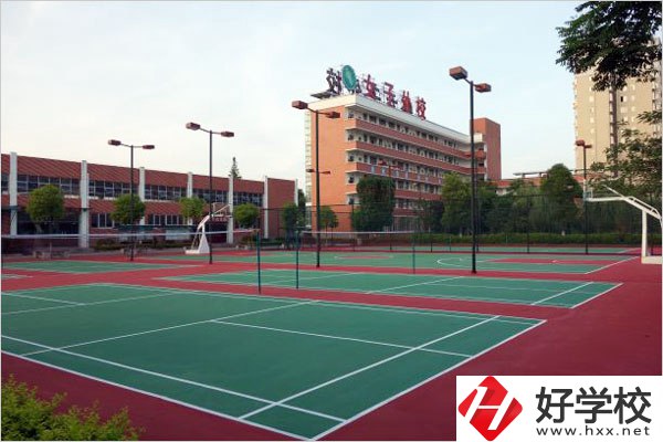 常德女子外語學(xué)校商務(wù)英語專業(yè)就業(yè)前景怎么樣？