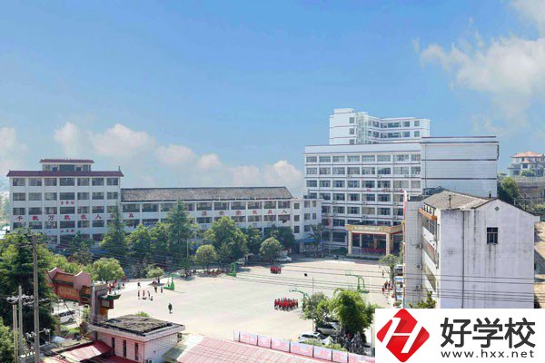 新化縣南北職業(yè)學校有哪些專業(yè)？招生要求高嗎？