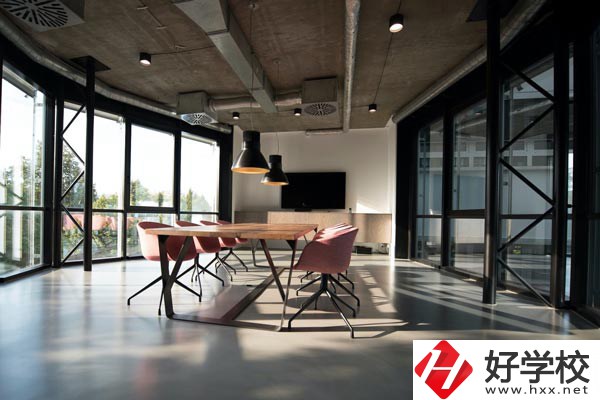 湖南育才技工學(xué)校設(shè)有哪些專業(yè)？就業(yè)方向如何？
