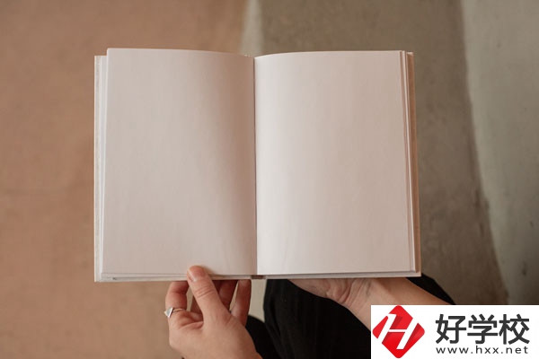洪江市職業(yè)中專學(xué)校好不好？宿舍怎么樣？