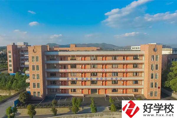 邵陽學(xué)幼兒保育專業(yè)推薦哪些學(xué)校？學(xué)費(fèi)貴嗎？