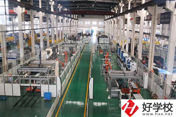 衡陽(yáng)市蔡倫科技中等職業(yè)學(xué)校有哪些專業(yè)？辦學(xué)特色有哪些？