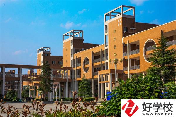 張家界重點(diǎn)中專有哪些？辦學(xué)特色是什么？