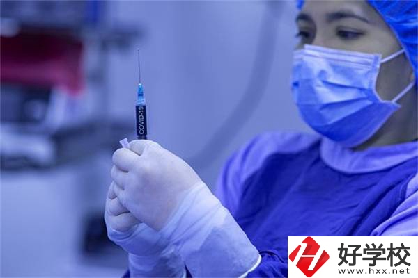 湖南衛(wèi)校最熱門的專業(yè)是哪個？優(yōu)缺點(diǎn)是什么？