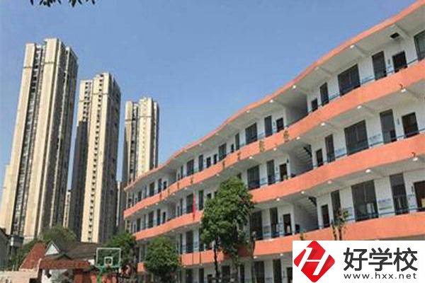 株洲市德才職業(yè)技術(shù)學校教學樓
