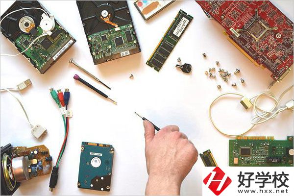 懷化工業(yè)技校有哪些專業(yè)可以選擇？