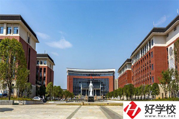 永州有中職部的大專有哪幾所？收費標(biāo)準(zhǔn)是多少？