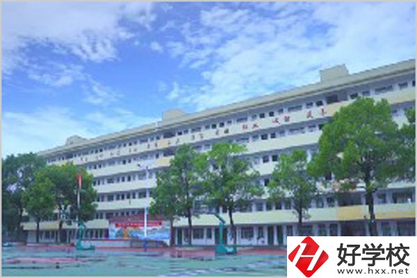 郴州綜合職業(yè)中專是公辦的嗎？學(xué)費(fèi)貴嗎？