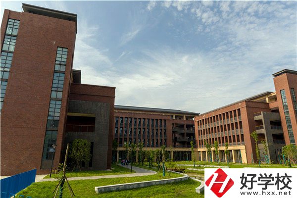 常德財經(jīng)中等專業(yè)學校有哪些專業(yè)？