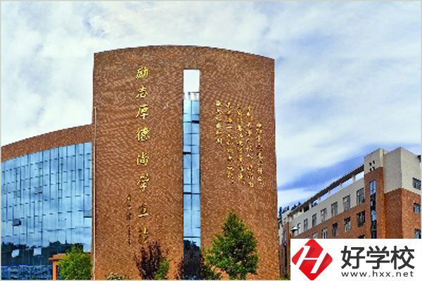在桂東縣職業(yè)教育中心學(xué)汽修怎么樣？