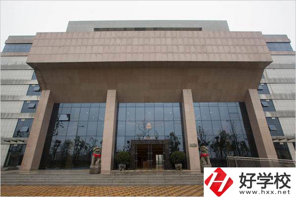 湖南幼兒師范高等專科學(xué)校實訓(xùn)樓