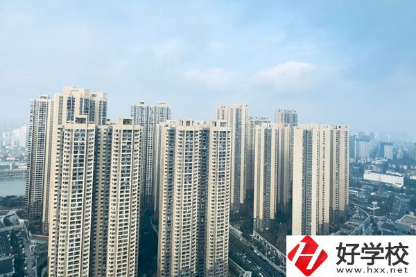 株洲南方航空高級(jí)技工學(xué)?？粘藢I(yè)怎么樣？
