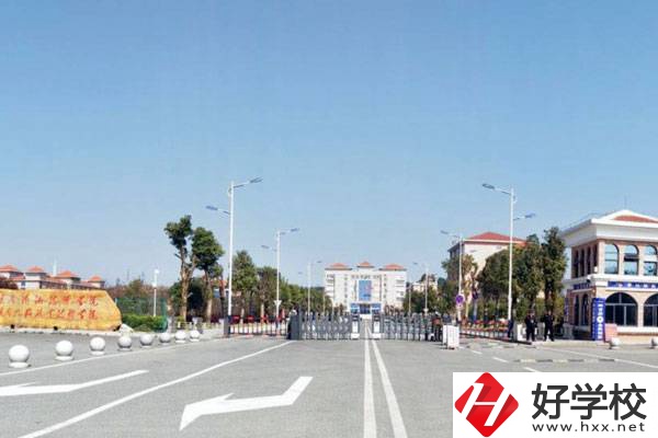 湖南九嶷職業(yè)技術學院有哪些五年制大專招生專業(yè)？