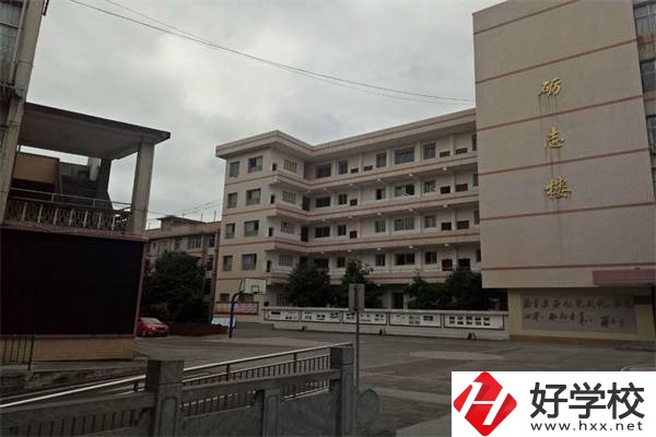 湘西民族女子中等職業(yè)學(xué)校有哪些專(zhuān)業(yè)？招生要求高嗎？