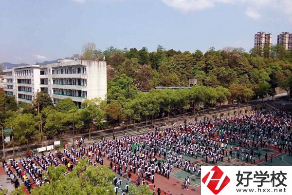 懷化工業(yè)中等專業(yè)學(xué)校值得報(bào)考嗎？從這四點(diǎn)判斷