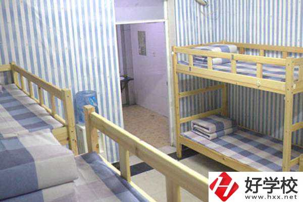 湖南長(zhǎng)沙藝術(shù)學(xué)校宿舍環(huán)境怎么樣？有哪些優(yōu)勢(shì)？