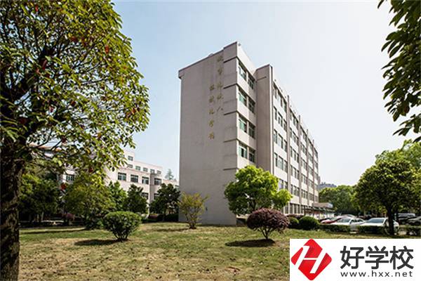 邵陽有沒有300分可以讀的公辦中職？有什么專業(yè)可以學(xué)？