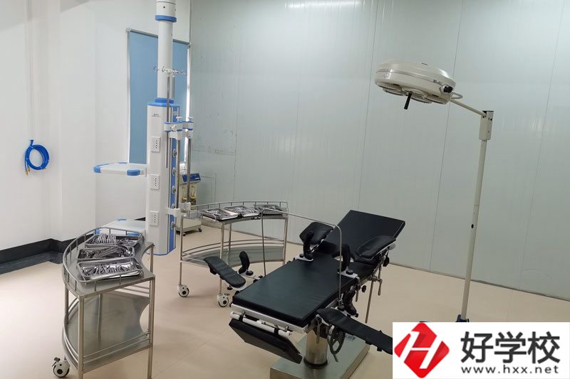 衡陽市瀟湘衛(wèi)生中等專業(yè)學(xué)校有哪些特色專業(yè)？