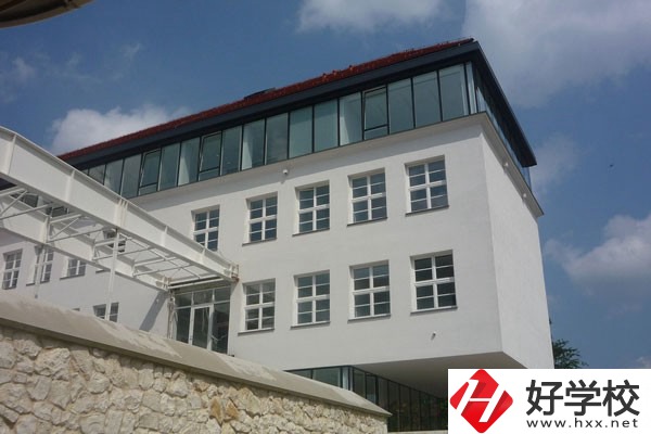郴州市理工職業(yè)技術(shù)學(xué)校怎么樣？有哪些辦學(xué)特色？