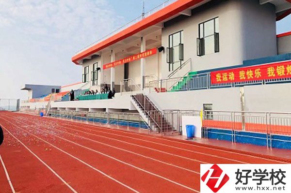 瀏陽市中協(xié)高新科技學(xué)校有哪些特色專業(yè)？就業(yè)前景如何？