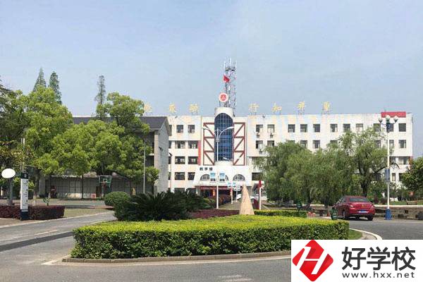 湘潭有沒有公辦大專招收初中生？可以報(bào)考哪些專業(yè)？
