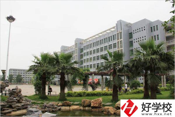 湘軍的“搖籃”是衡陽哪所技校？學(xué)校招收初中生嗎？