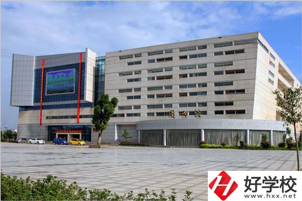永州職業(yè)技術(shù)學(xué)院怎么樣？有中職部嗎？