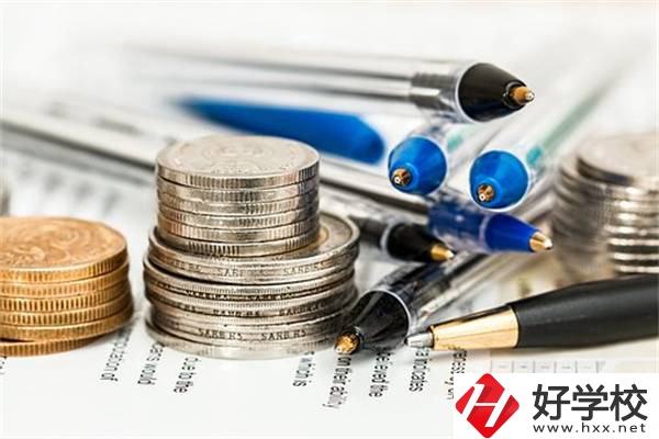 湖南初中畢業(yè)讀五年制大專學(xué)什么專業(yè)好？讀了有用嗎？