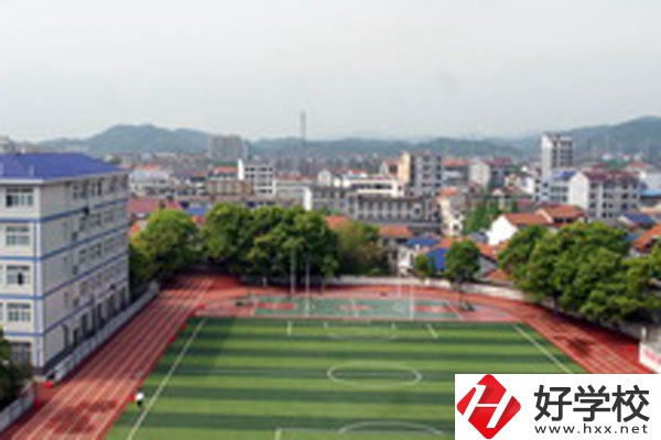 臨湘市職業(yè)中專(zhuān)學(xué)校有哪些專(zhuān)業(yè)？