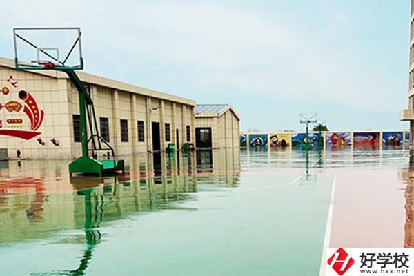 岳陽(yáng)市江南通信職業(yè)學(xué)校有哪些專業(yè)？就業(yè)如何？