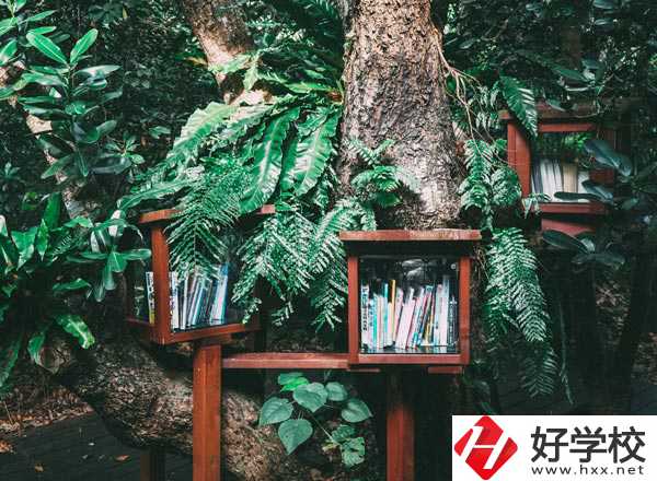 湖南華航鐵路科技技工學(xué)校師資情況如何？有哪些專業(yè)？