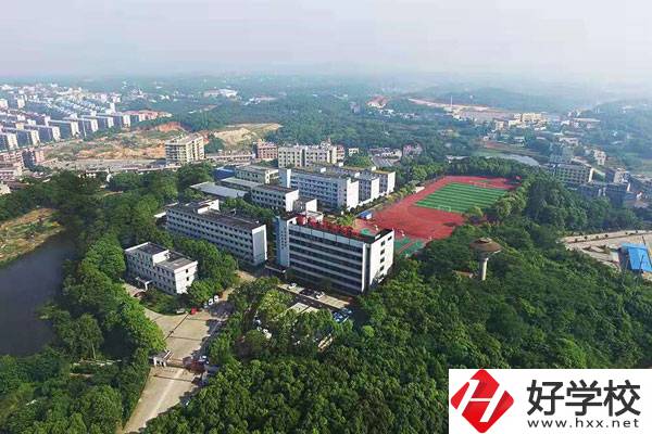 想在湘潭地區(qū)讀技工學(xué)校，推薦這所學(xué)校？