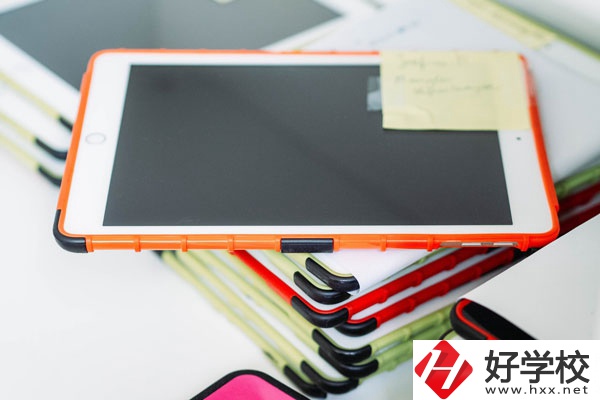 永興縣職業(yè)中專學校航空服務(wù)專業(yè)怎么樣？