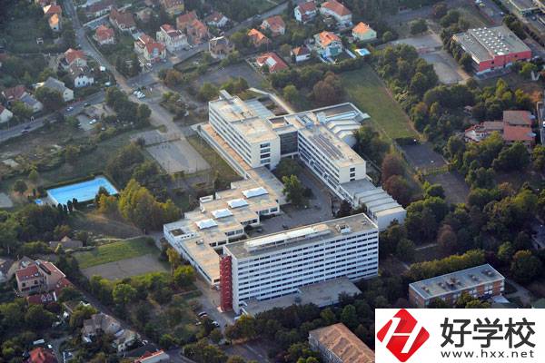 益陽有比較好的私立職校嗎？可以學什么專業(yè)？