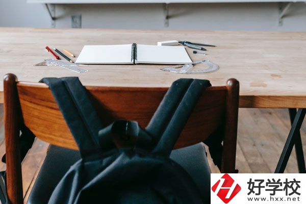 湘南船山技工學(xué)校好不好？環(huán)境怎么樣？
