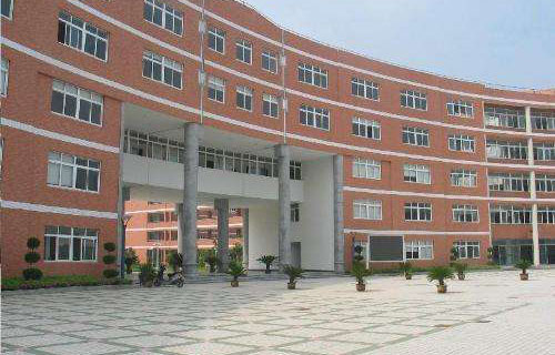 建水縣農(nóng)業(yè)機械化技術(shù)學校