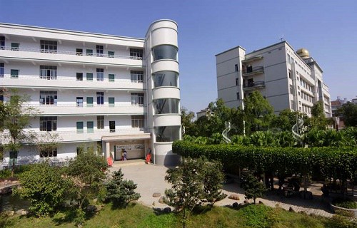 信豐星泓職業(yè)學校