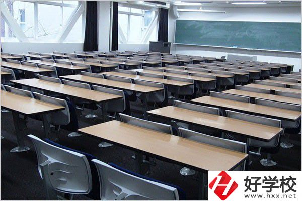 懷化有哪些公辦中專？可以學(xué)什么特色專業(yè)？